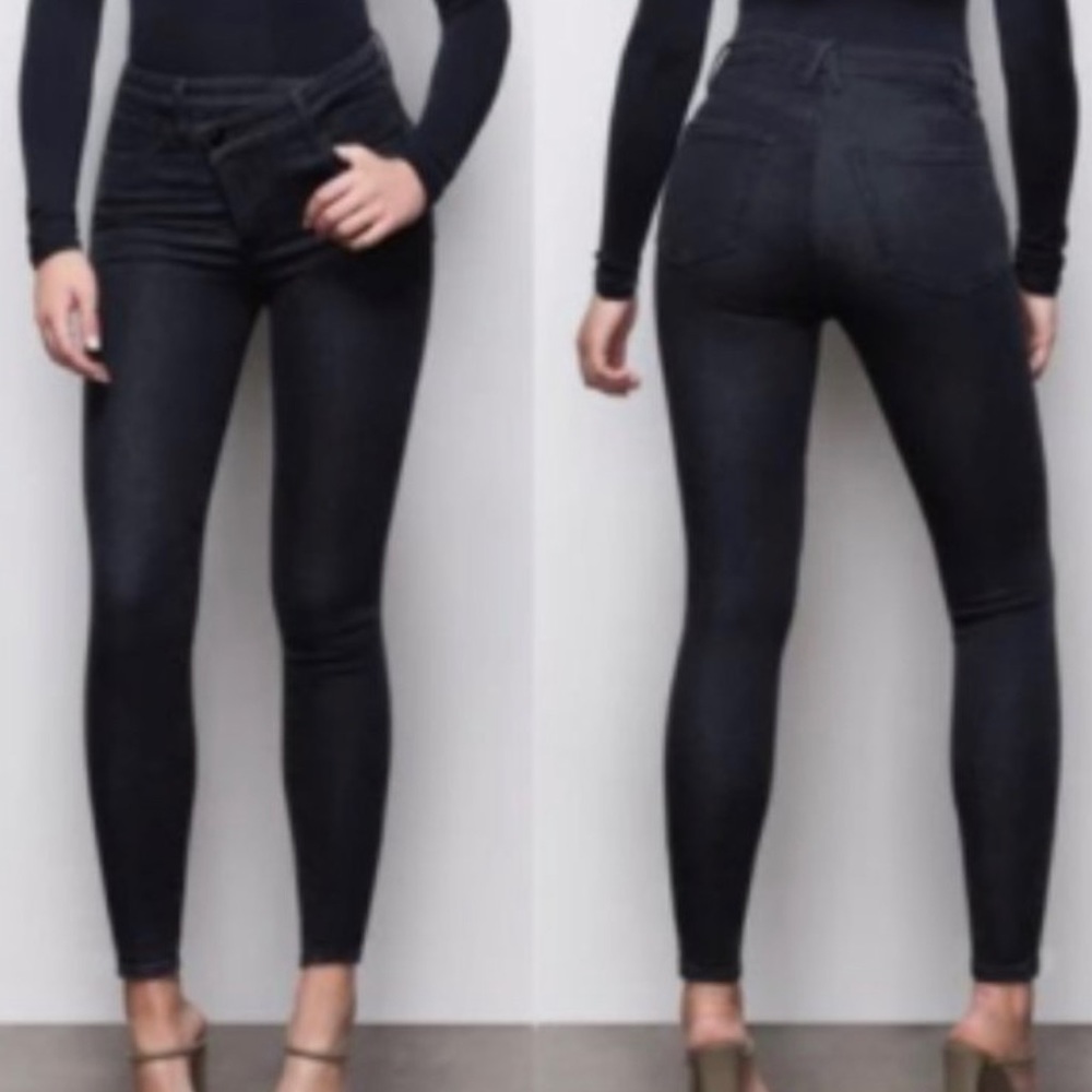 NWOT Good Waist Crossover Jeans 👖